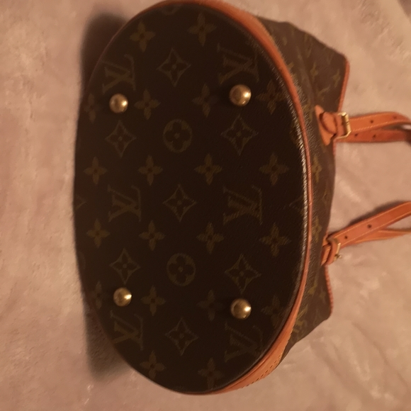 Louis Vuitton bucket bag - Picture 3 of 11